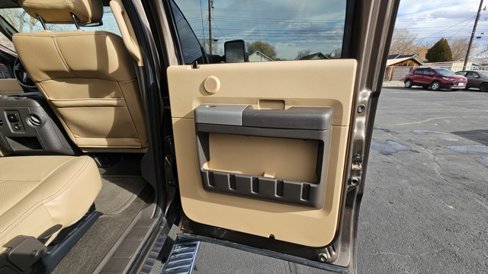 Used 2015 Ford F250 Lariat w/ Chrome Package image 12
