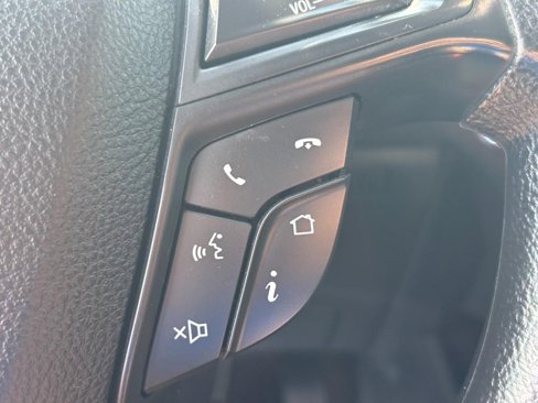 Used 2020 Ford Edge SE image 23