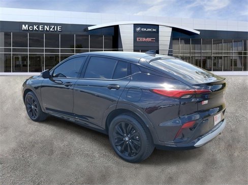 Certified 2025 Buick Envista Sport Touring w/ Convenience II Package image 3
