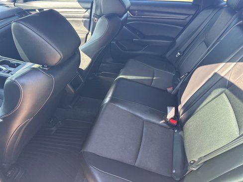 Used 2021 Honda Accord Sport image 12