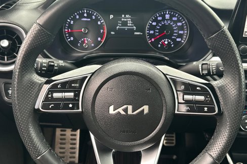 Used 2023 Kia Forte GT-Line w/ GT-Line Technology Package image 29