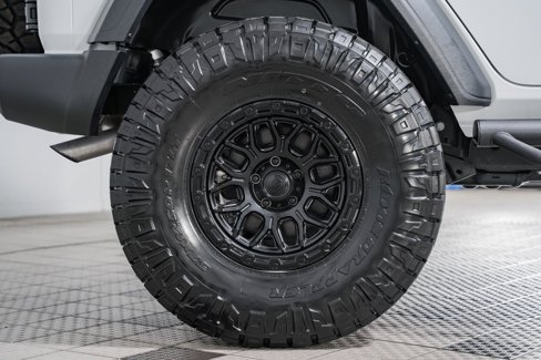 Used 2024 Jeep Wrangler Sport image 20