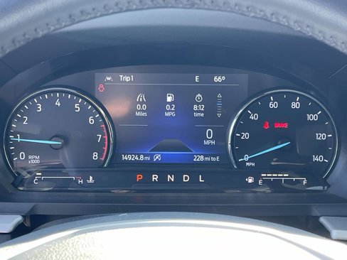Used 2023 Ford Explorer XLT image 6