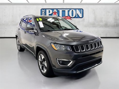 Used 2019 Jeep Compass Limited image 1