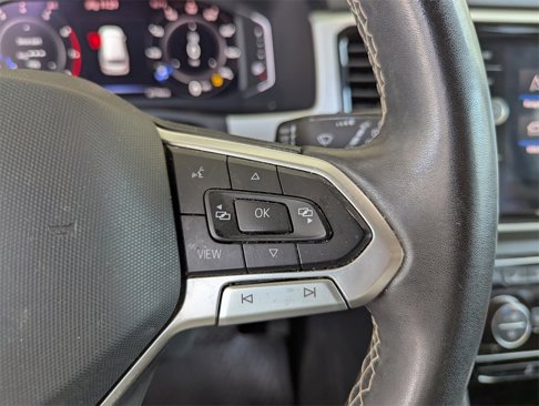 Certified 2023 Volkswagen Atlas SE w/ Black Wheel Package image 22