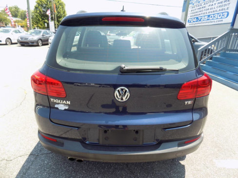 Used 2016 Volkswagen Tiguan S image 7