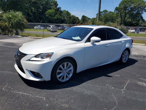 Used 2016 Lexus IS 200t image 3