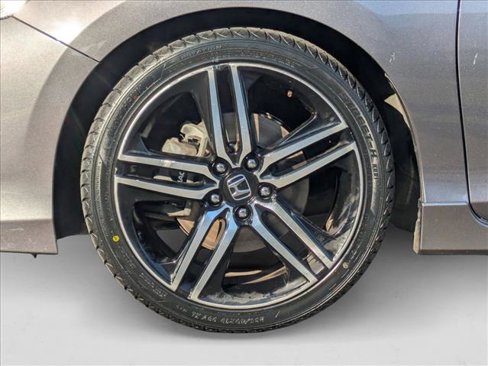 Used 2017 Honda Accord Sport image 22