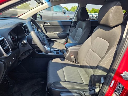 Used 2022 Kia Sportage LX image 14
