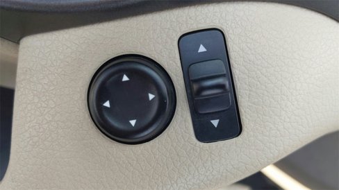 Used 2014 Nissan Rogue S image 17