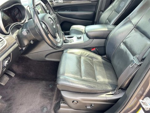 Used 2018 Jeep Grand Cherokee Overland image 15