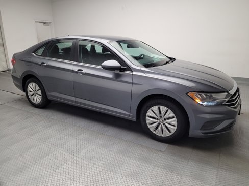 Used 2019 Volkswagen Jetta S image 11