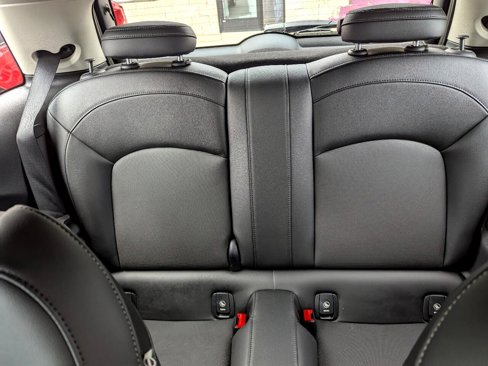 Used 2015 MINI Cooper 2-Door Hardtop image 7