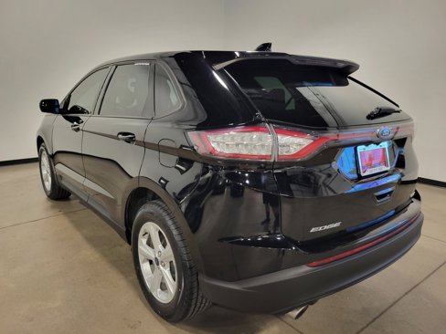 Used 2017 Ford Edge SE image 6