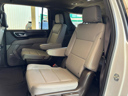 Used 2021 Chevrolet Suburban LT w/ Rear Media and Nav Package image 27