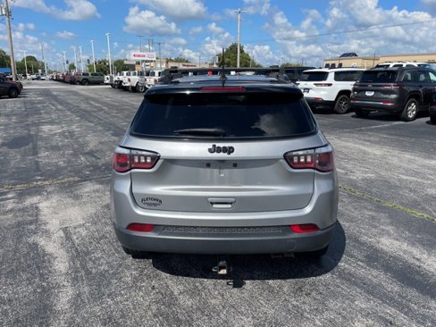 Used 2019 Jeep Compass Altitude image 7