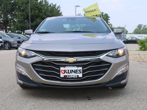 Used 2024 Chevrolet Malibu LT image 3