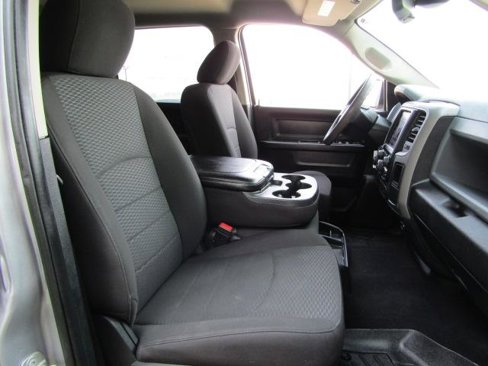 Used 2020 RAM 1500 Express image 16