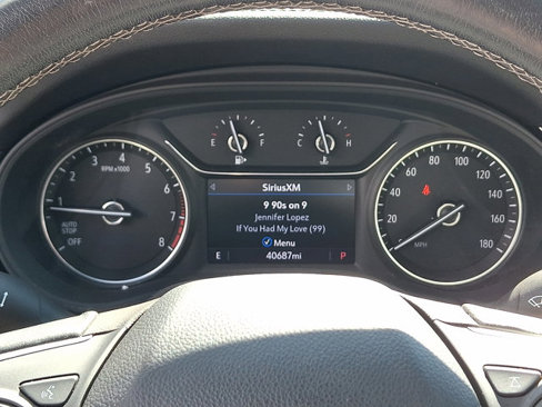 Used 2020 Buick Regal Avenir w/ Driver Confidence Package II image 22