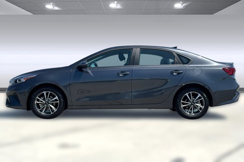 Used 2023 Kia Forte LXS w/ LXS Technology Package image 6