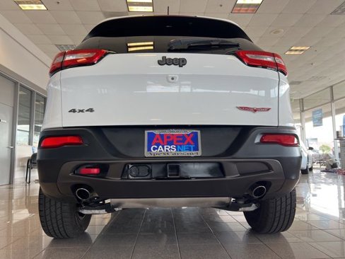 Used 2014 Jeep Cherokee Trailhawk w/ Comfort/Convenience Group image 10