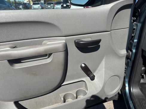 Used 2011 Chevrolet Silverado 1500 W/T image 11