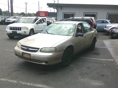 Used 2004 Chevrolet Malibu Classic image 2