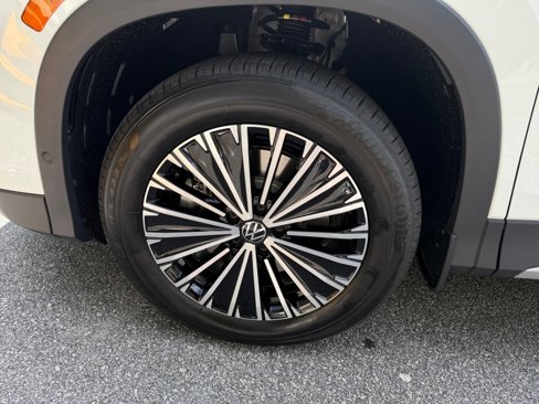 New 2025 Volkswagen Tiguan S image 27