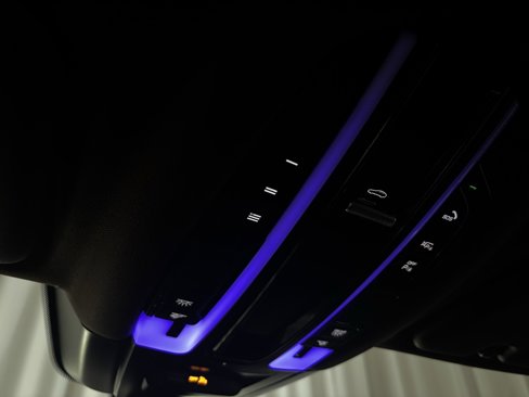 Certified 2023 Porsche Cayenne S image 36