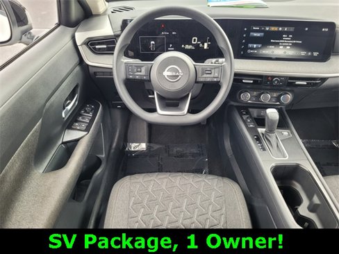 Used 2025 Nissan Kicks SV w/ Charging Package image 12