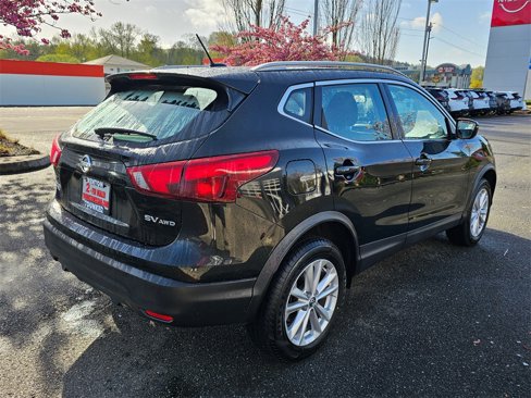 Used 2018 Nissan Rogue Sport SV w/ SV All-Weather Package image 5