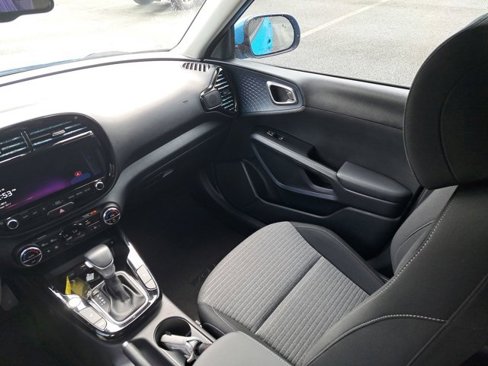 Used 2024 Kia Soul EX image 17