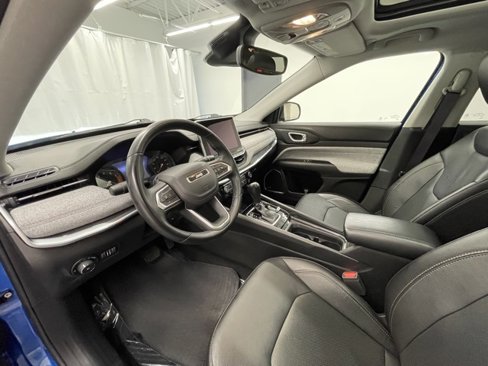 Used 2022 Jeep Compass Latitude w/ Sun and Sound Group image 10