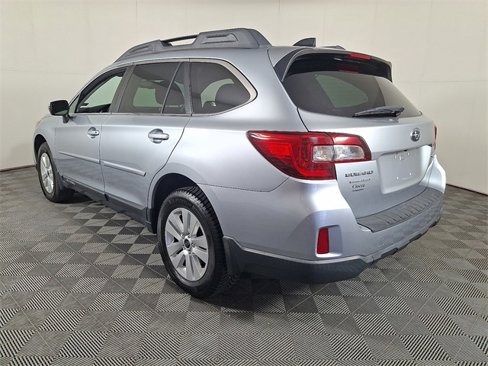 Used 2016 Subaru Outback 2.5i Premium image 8
