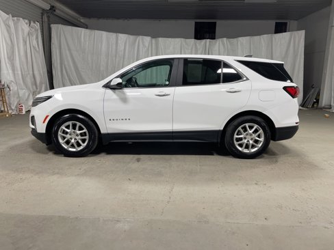 Used 2023 Chevrolet Equinox LT image 4