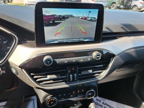Used 2020 Ford Escape SE image 10