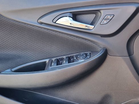 Used 2022 Chevrolet Malibu LT image 10