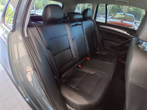 Used 2018 Volkswagen Golf Alltrack S image 21