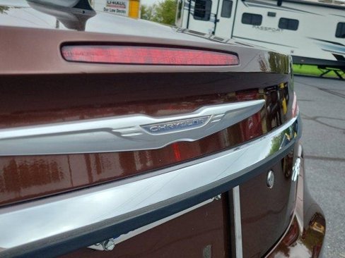 Used 2013 Chrysler 200 Limited image 14