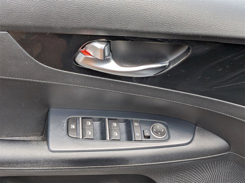 Used 2021 Kia Forte GT-Line w/ GT-Line Premium Package image 10