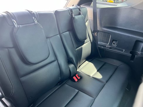 Certified 2020 Ford Explorer ST w/ Premium Technology Package image 17