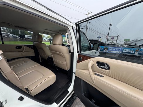 Used 2017 Nissan Armada SL image 18