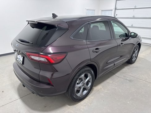 Used 2023 Ford Escape ST-Line w/ Tech Pack #1 image 4