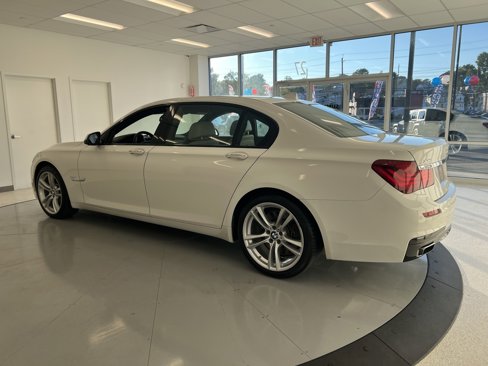Used 2014 BMW 750Li xDrive image 48