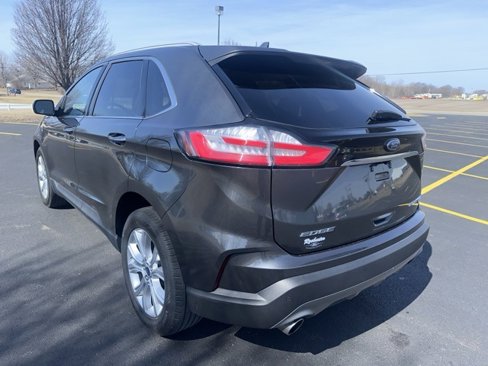 Used 2020 Ford Edge Titanium image 8