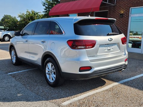 Used 2019 Kia Sorento L image 11