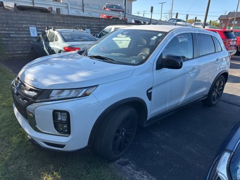 Used 2021 Mitsubishi Outlander Sport LE image 1