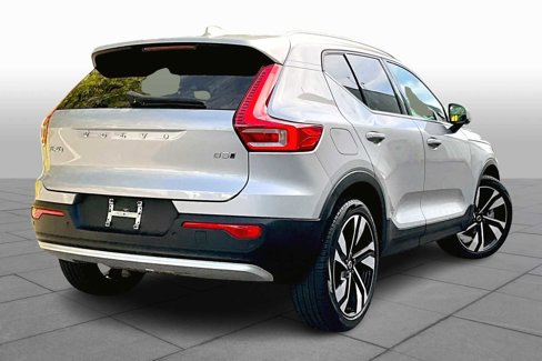 Used 2024 Volvo XC40 B5 Plus w/ Protection Package Premier image 12