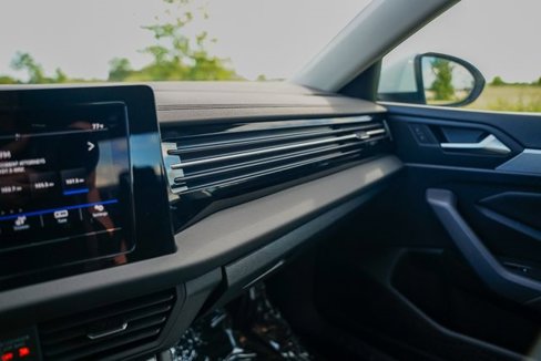 New 2025 Volkswagen Jetta S image 18
