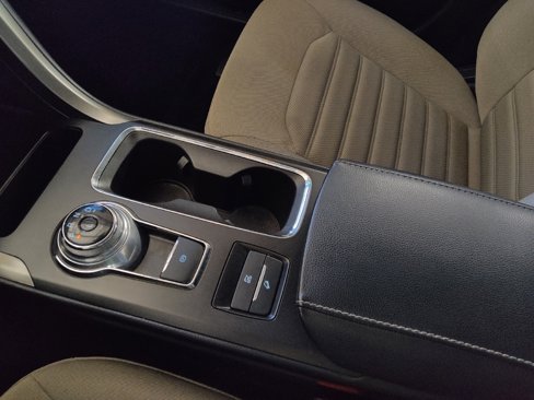 Used 2018 Ford Fusion S image 26